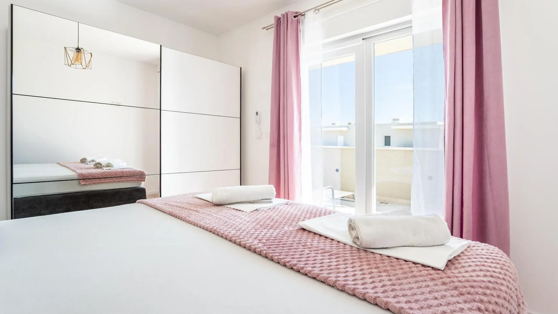 Luxury Penthouse Papic With Jacuzzi & The View Apartment Split 0*,