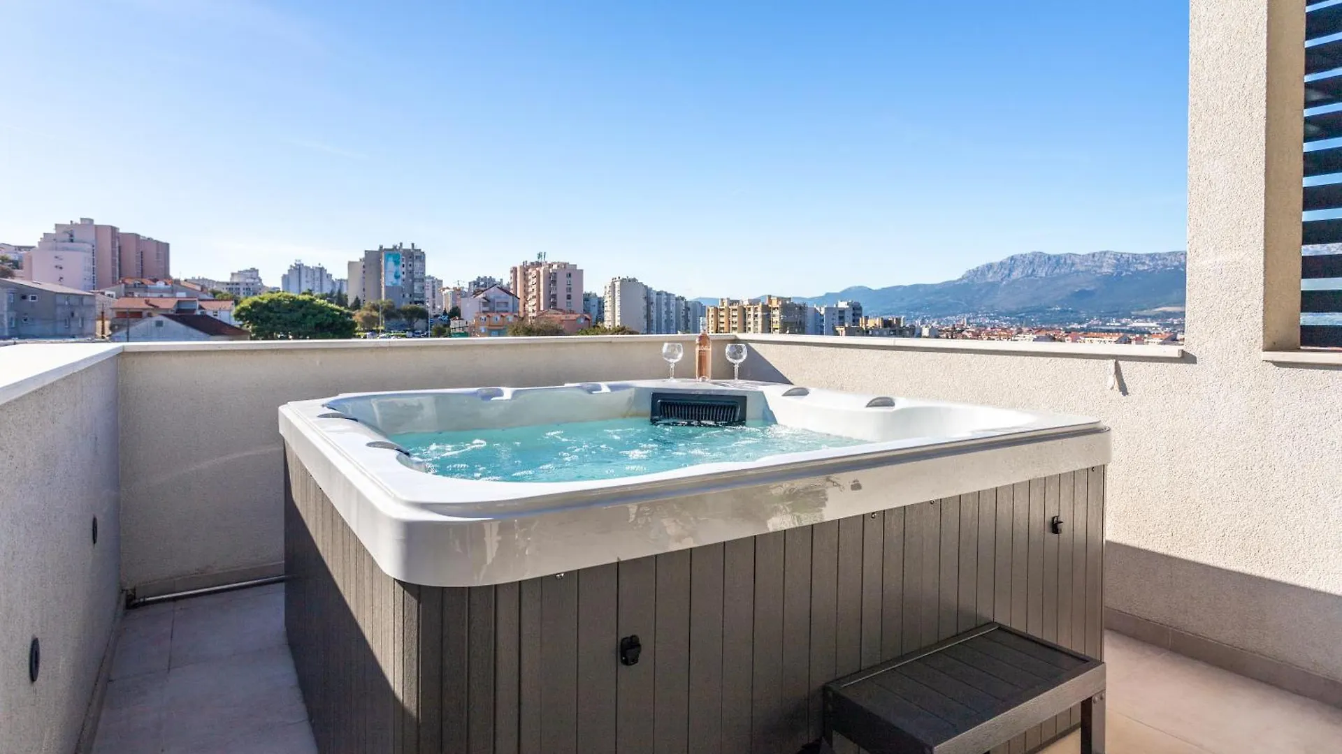 Luxury Penthouse Papic With Jacuzzi & The View Apartment Split 0*,  Croatia