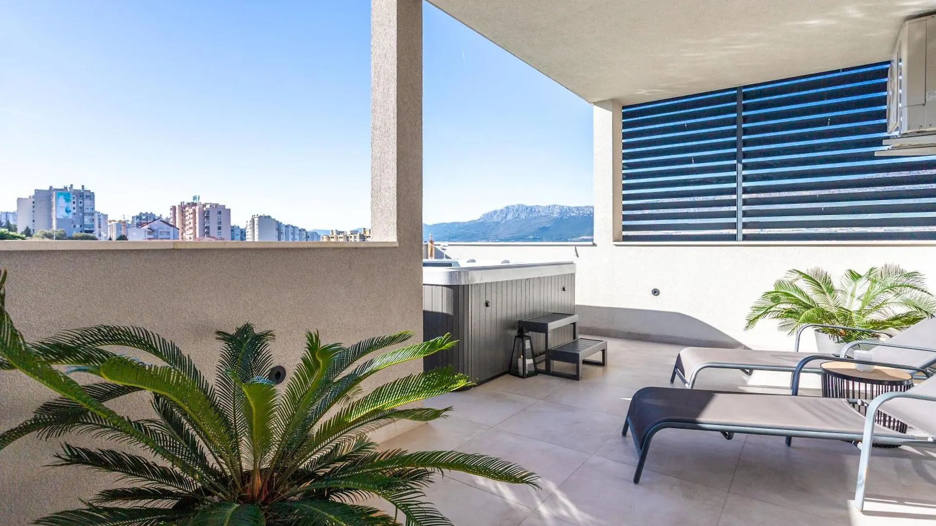 Luxury Penthouse Papic With Jacuzzi & The View Apartment Split Croatia
